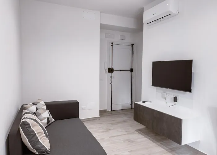 Flora's Apartment *
