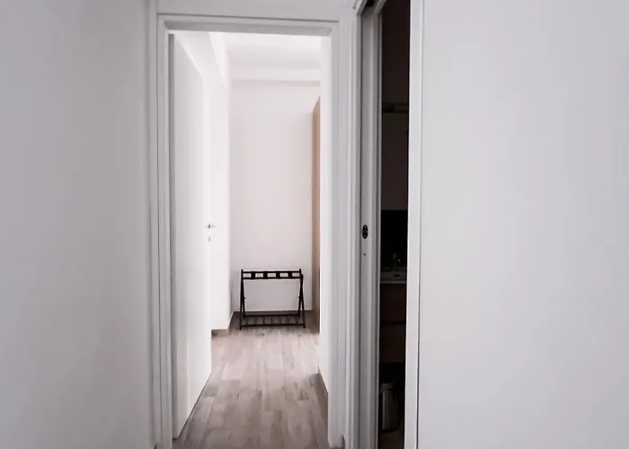 Apartment Flora's Rom